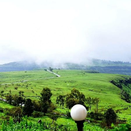 Vamoose Malvan Katta ساتارا المظهر الخارجي الصورة